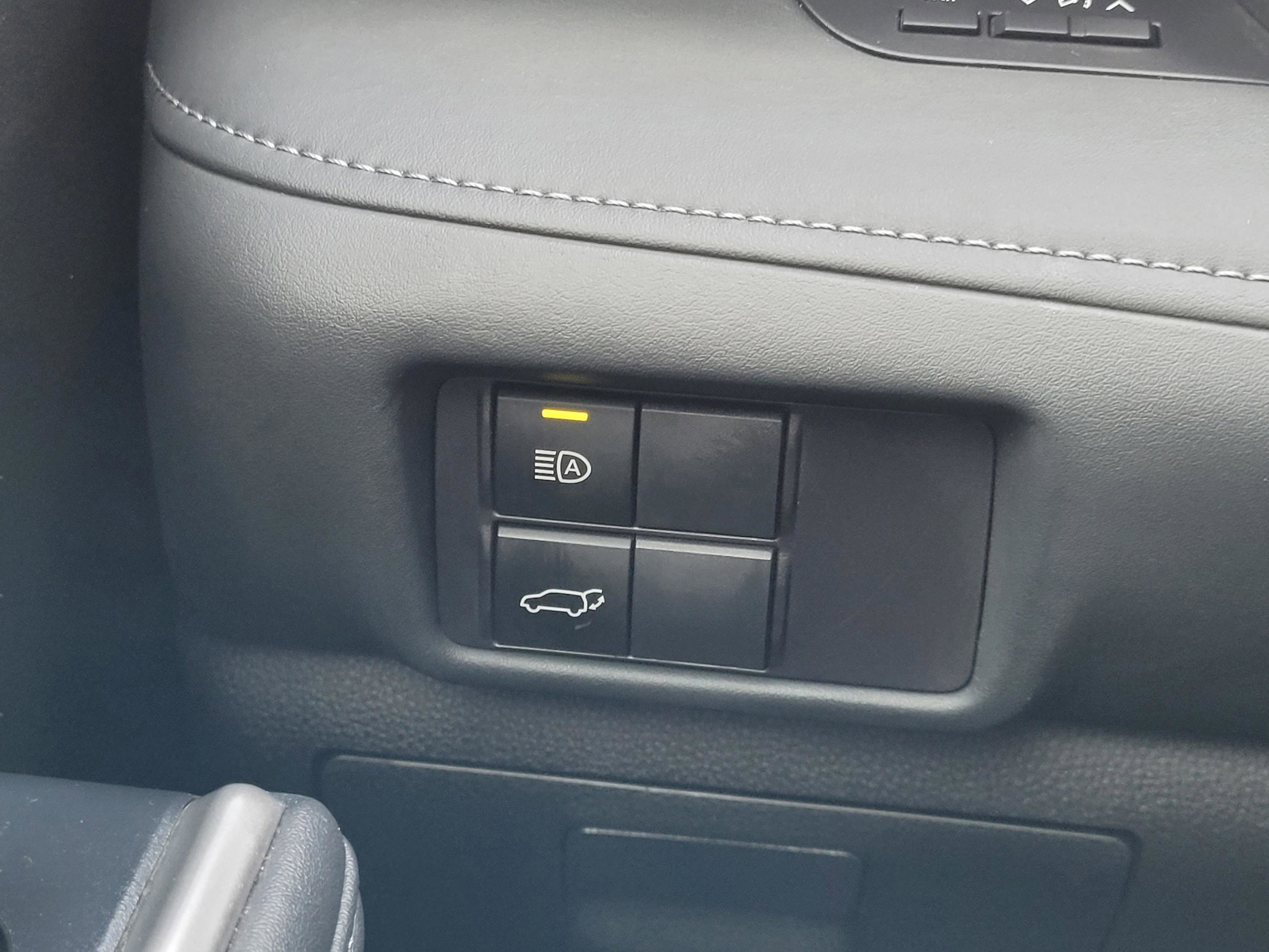 Used 2022 Toyota Highlander XSE image 20