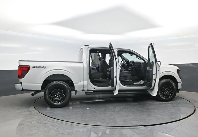 Certified 2024 Ford F150 XLT w/ XLT Black Appearance Package AWD/4WD image 27