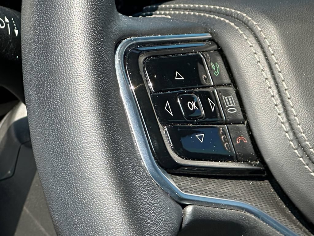 Used 2023 Jeep Grand Wagoneer Series II AWD/4WD image 22