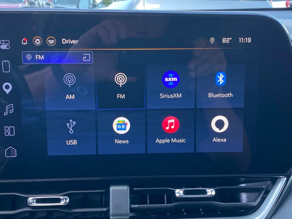 Used 2025 Chevrolet Equinox LT FWD image 18