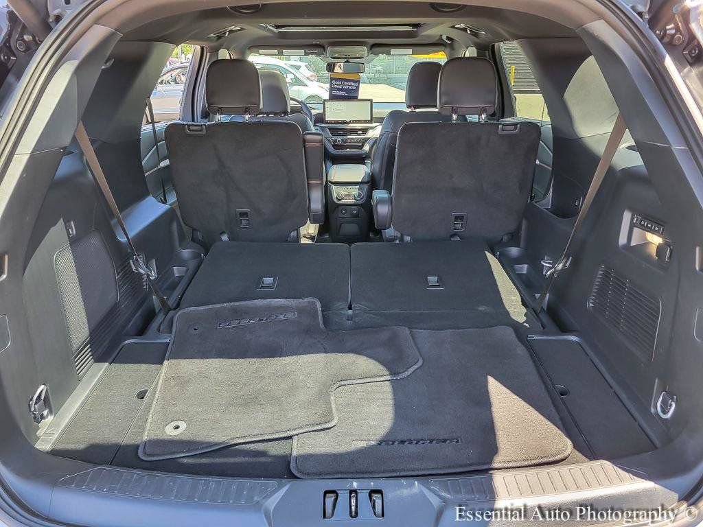 Certified 2025 Ford Explorer ST AWD/4WD image 23