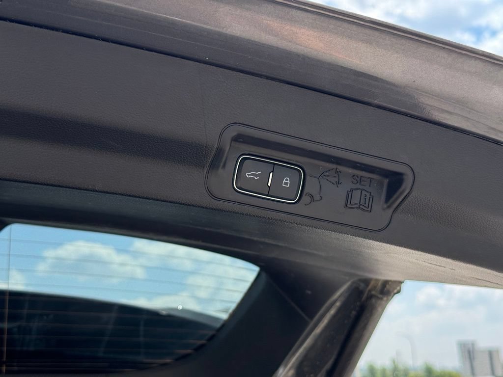 Certified 2021 Ford Explorer Platinum w/ Equipment Group 601A AWD/4WD image 42