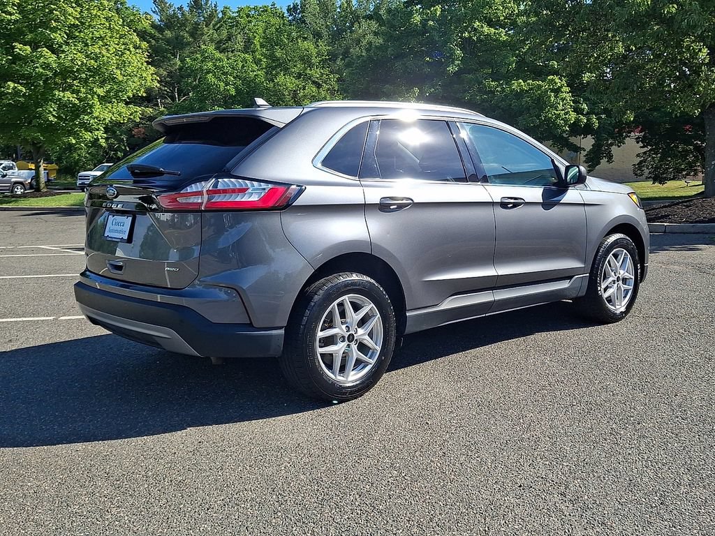 Certified 2024 Ford Edge SEL w/ Convenience Package AWD/4WD image 9