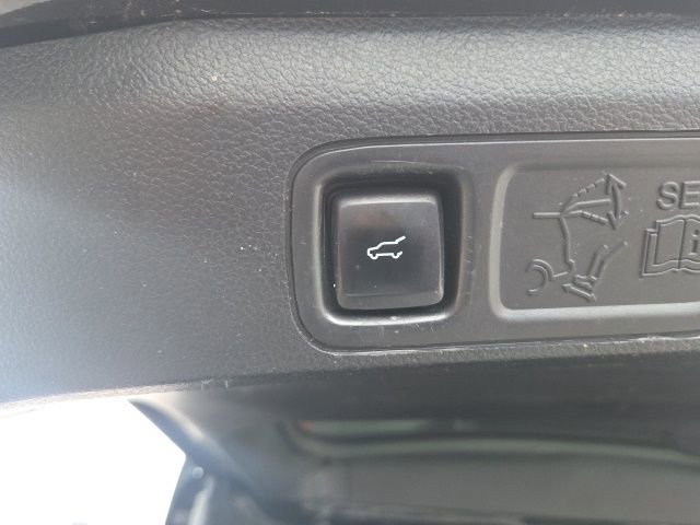 Certified 2021 Ford Expedition XLT image 17