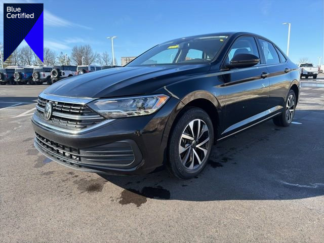 Used 2024 Volkswagen Jetta S image 1