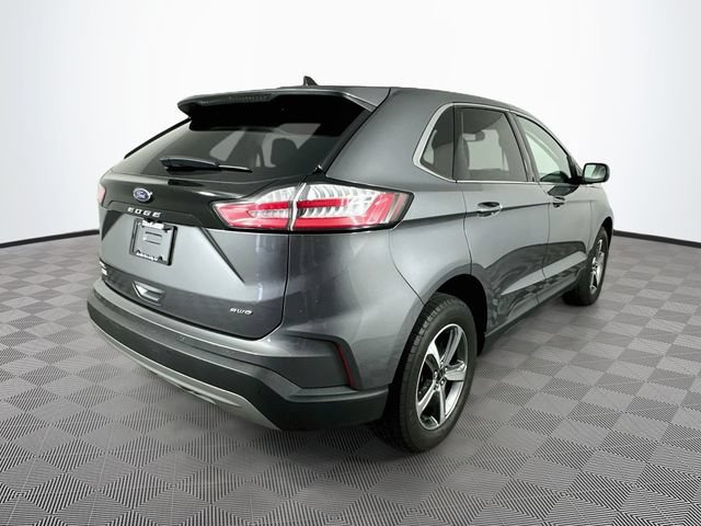 Certified 2024 Ford Edge SEL w/ Convenience Package AWD/4WD image 12