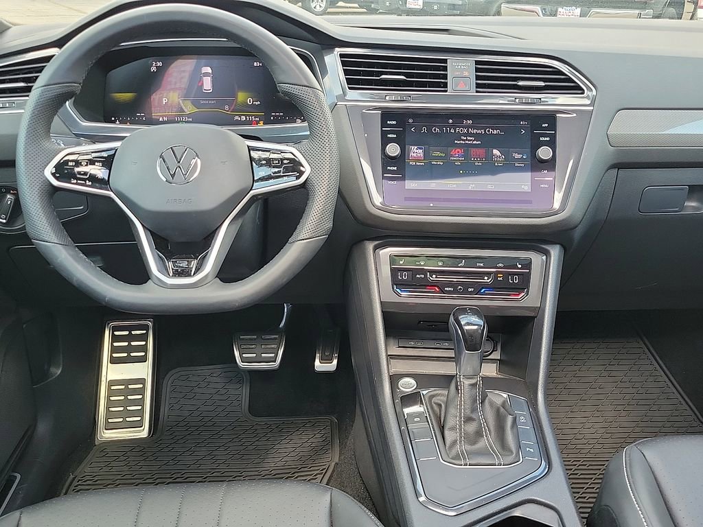 Used 2024 Volkswagen Tiguan SE R-Line w/ MDO Package, Three-Row FWD image 10