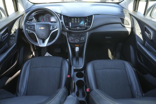 Used 2017 Chevrolet Trax LT w/ LT Convenience Package image 20