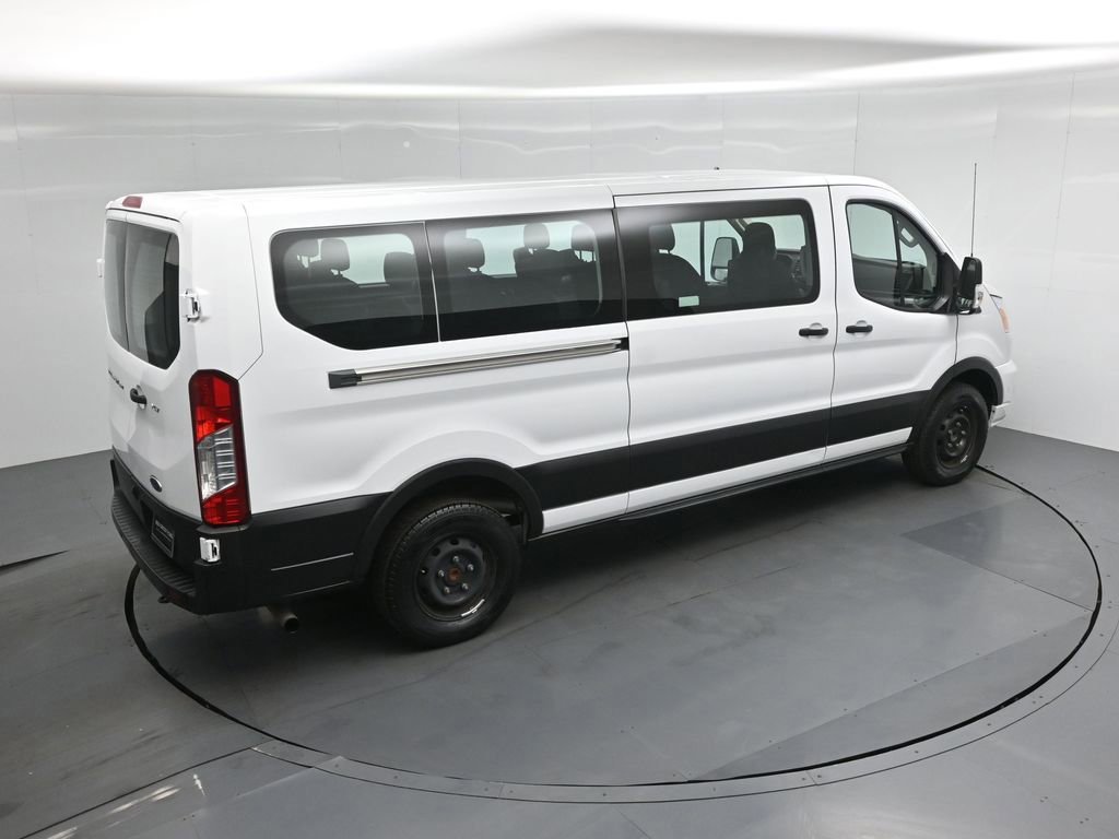 Certified 2022 Ford Transit 350 XLT RWD image 15