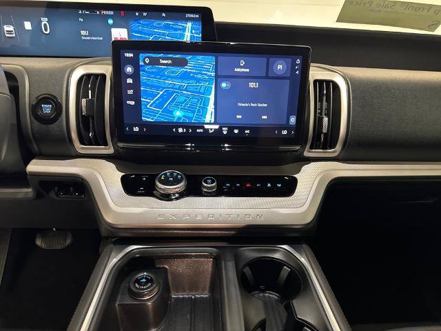 Certified 2025 Ford Expedition Max Active RWD image 25