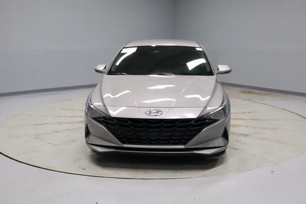 Used 2023 Hyundai Elantra SEL FWD image 6