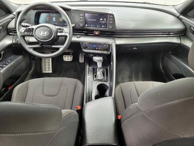 Used 2025 Hyundai Elantra Sport FWD image 14