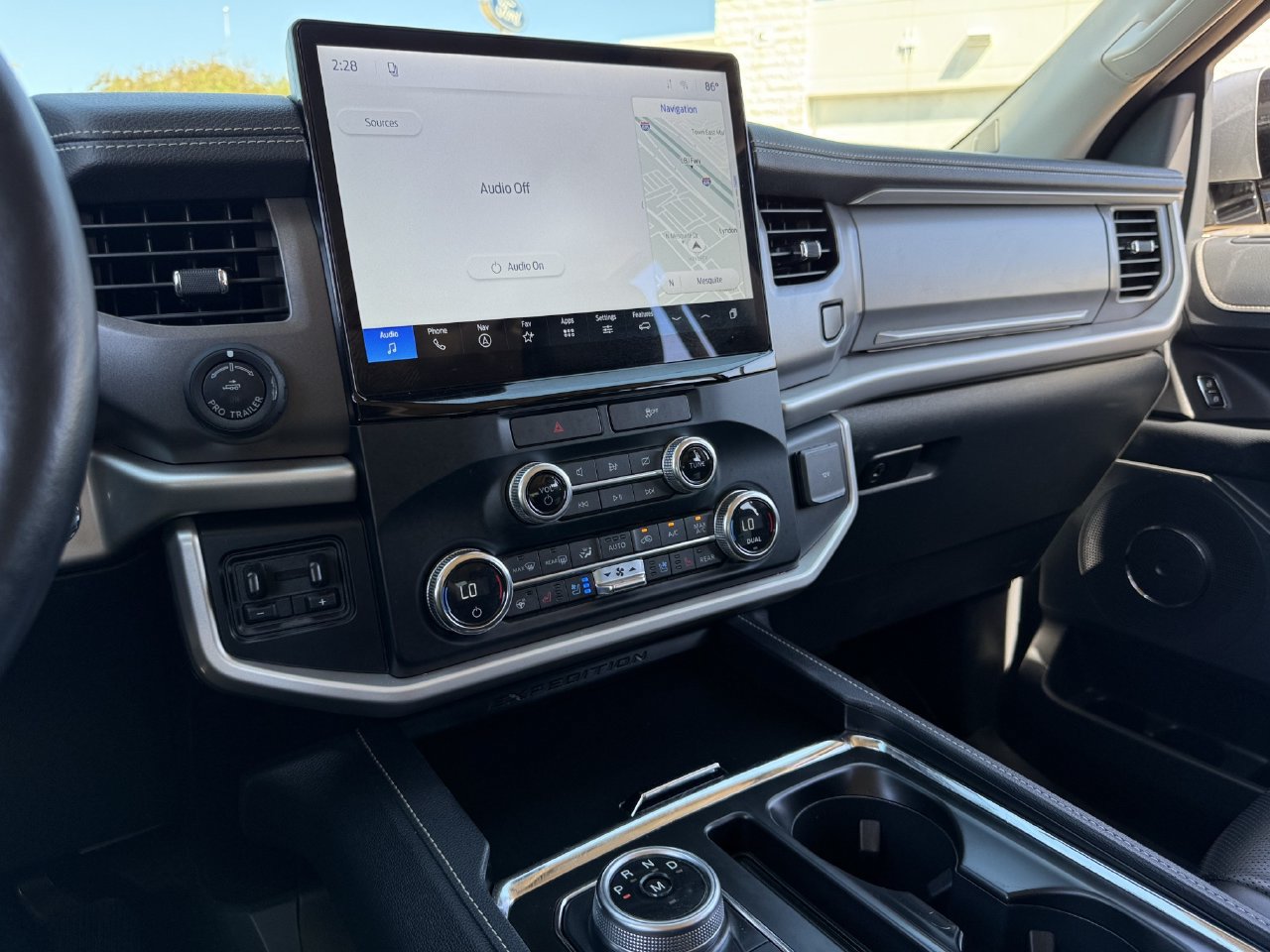Certified 2022 Ford Expedition XLT RWD image 16