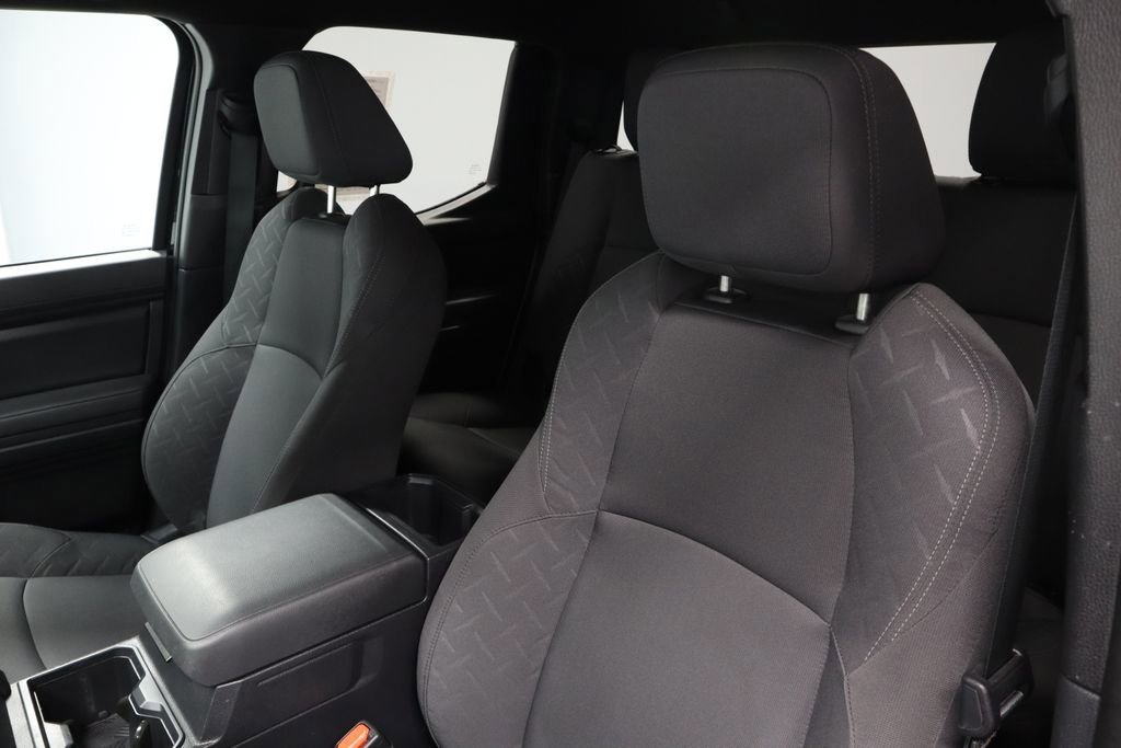 Used 2024 Toyota Tacoma SR AWD/4WD image 25