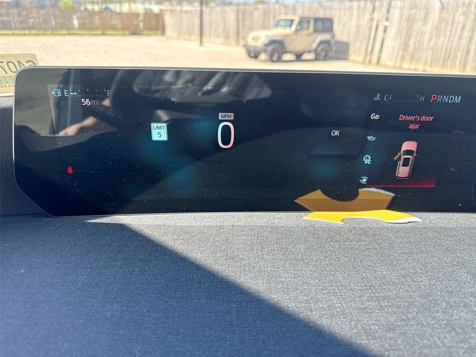 Certified 2025 Ford Expedition Active image 10