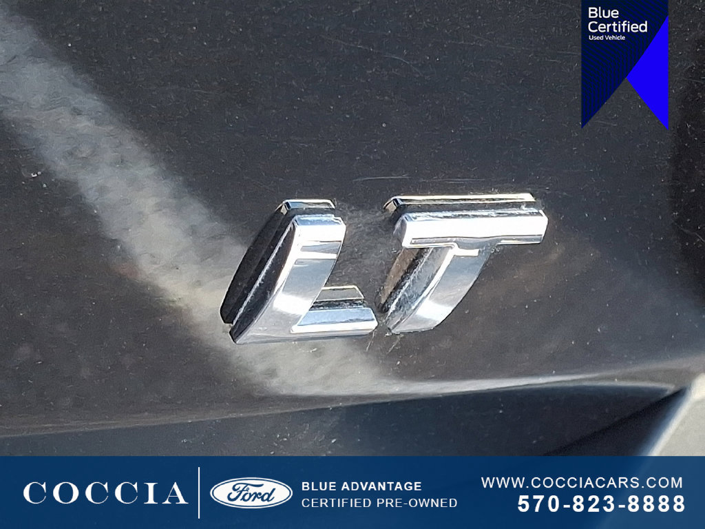 Used 2023 Chevrolet Traverse LT w/ LPO, Floor Liner Package AWD/4WD image 30