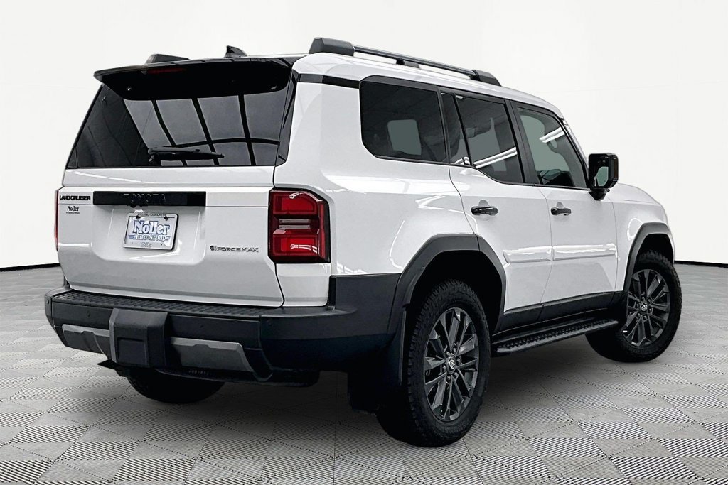 Used 2024 Toyota Land Cruiser AWD/4WD image 2