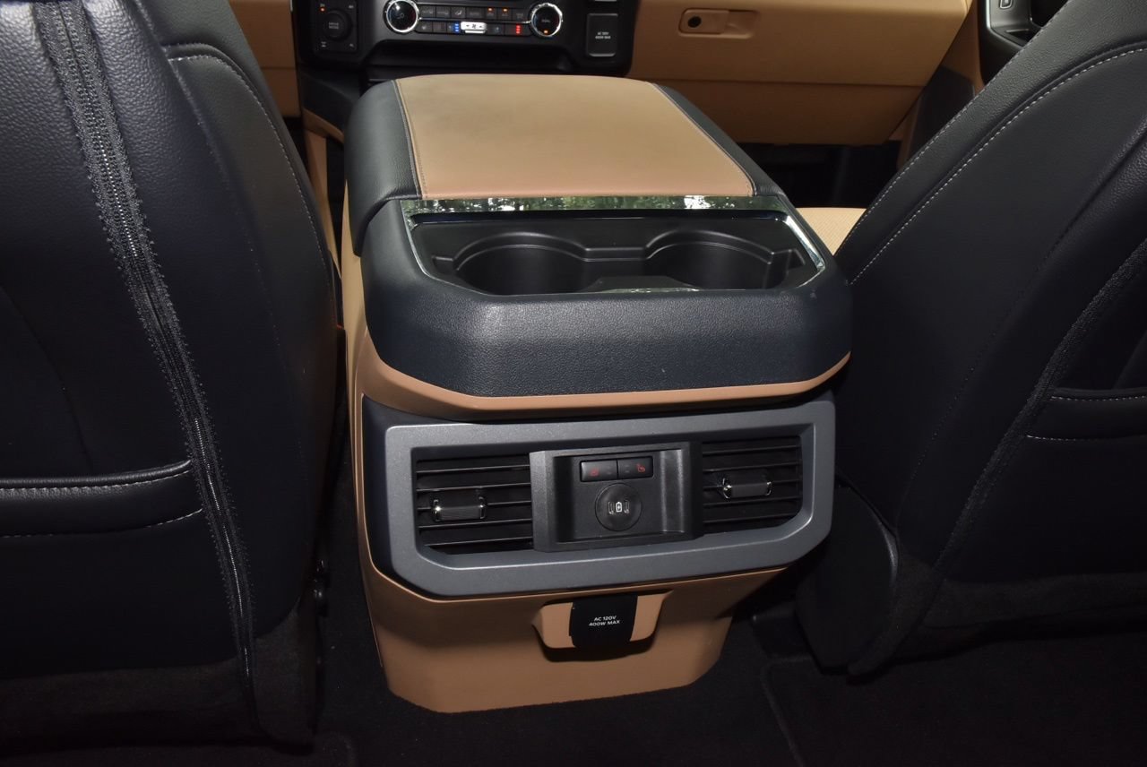 Certified 2025 Ford F250 Lariat w/ Lariat Ultimate Package AWD/4WD image 18