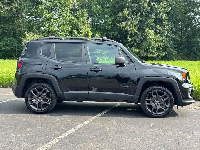 Used 2021 Jeep Renegade Latitude AWD/4WD image 7