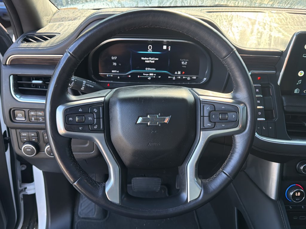 Used 2022 Chevrolet Tahoe Z71 w/ Luxury Package AWD/4WD image 18