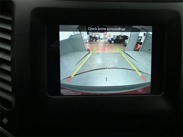 Used 2019 Jeep Cherokee Latitude w/ Cold Weather Group image 32