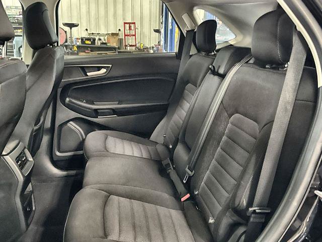 Certified 2024 Ford Edge SE w/ Black Appearance Package AWD/4WD image 24