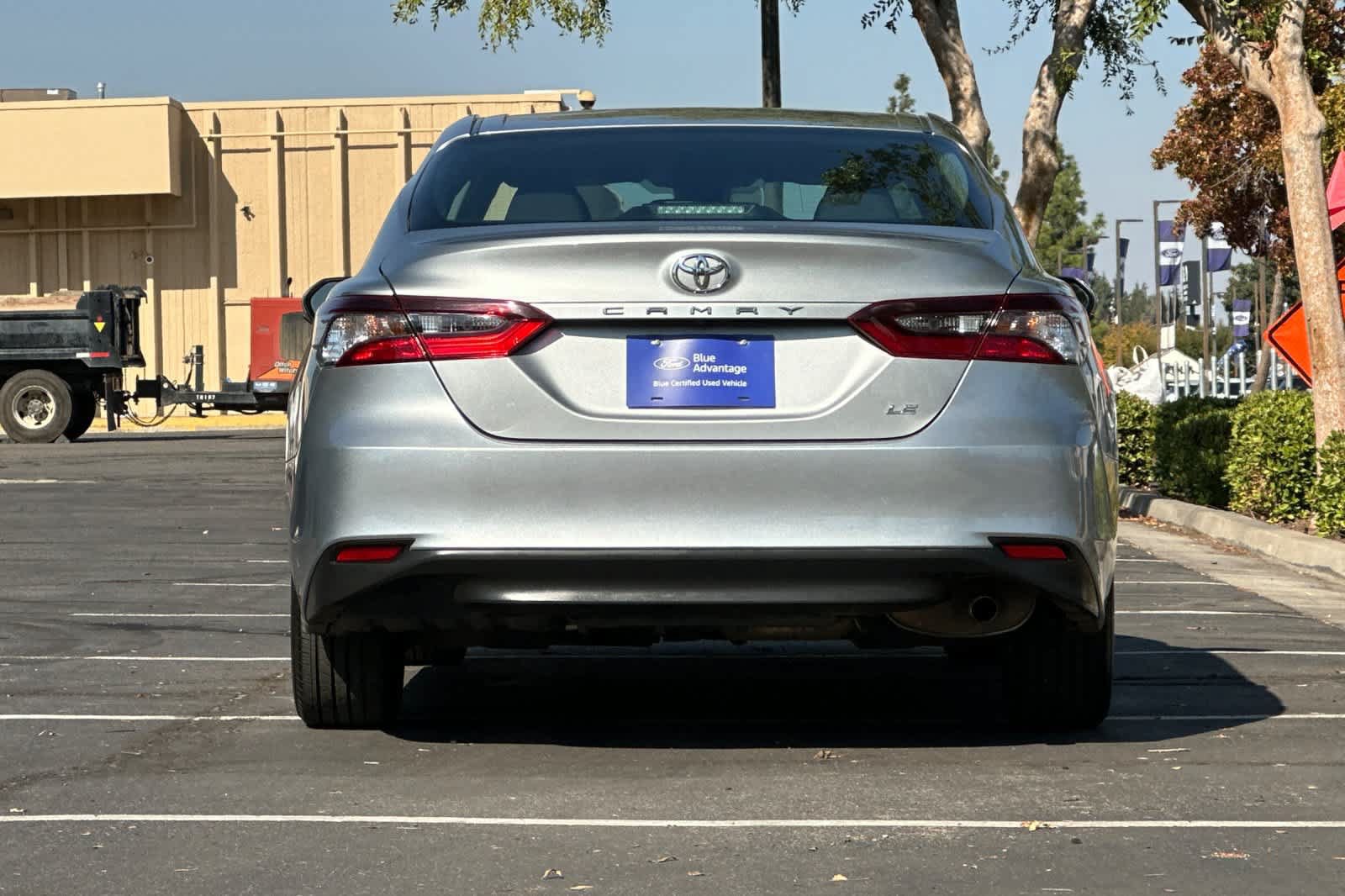Used 2024 Toyota Camry LE FWD image 8