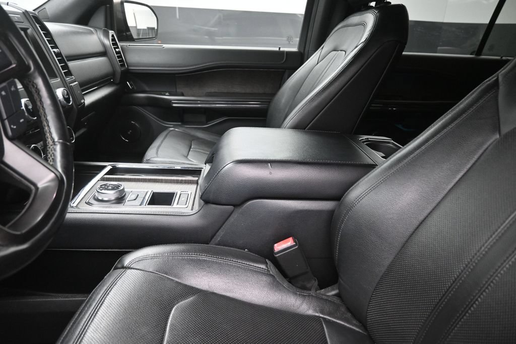Certified 2018 Ford Expedition Max Limited RWD image 21