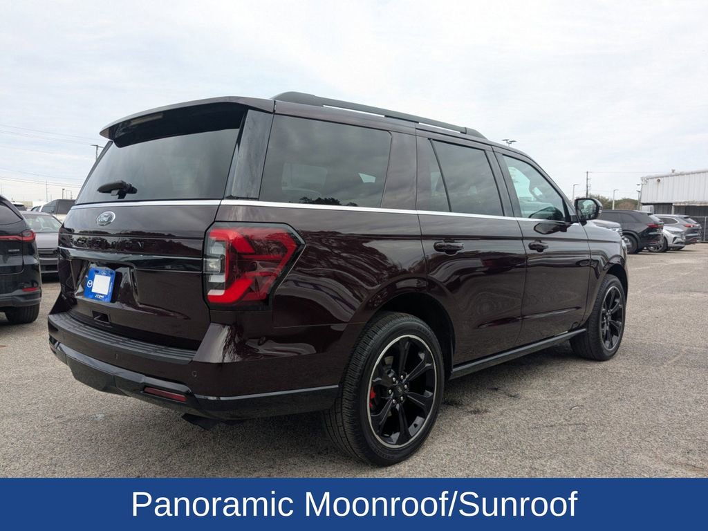 Certified 2023 Ford Expedition Limited image 4