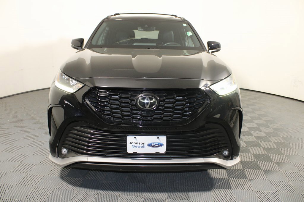 Used 2022 Toyota Highlander XSE image 6
