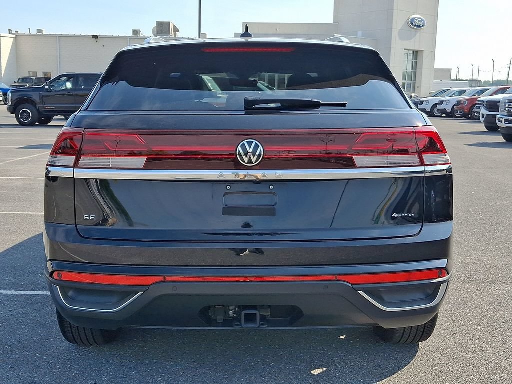 Used 2025 Volkswagen Atlas Cross Sport SE AWD/4WD image 5