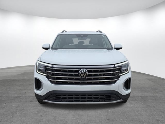Used 2024 Volkswagen Atlas SE w/ Black Wheel Package image 7