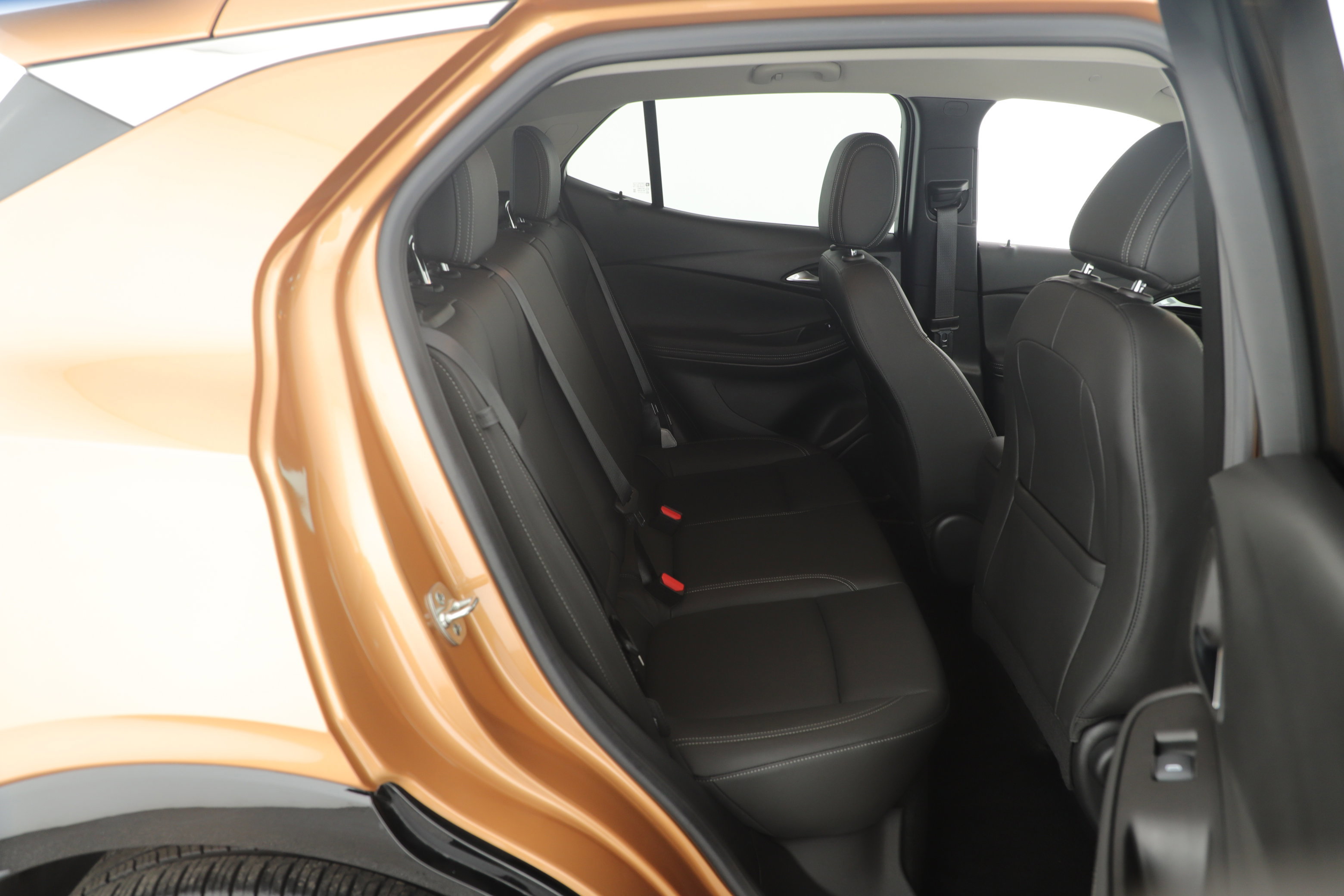 Used 2024 Buick Encore GX Sport Touring image 16