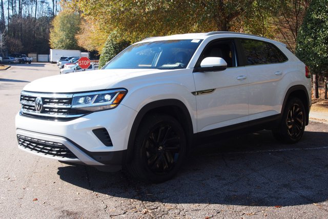 Used 2022 Volkswagen Atlas Cross Sport SE image 3