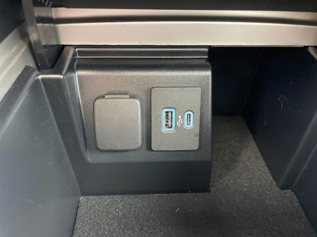 Certified 2023 Ford Explorer XLT w/ Equipment Group 202A image 23