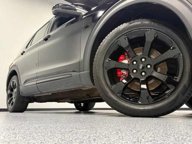 Certified 2020 Ford Explorer ST w/ ST Street Pack AWD/4WD image 3