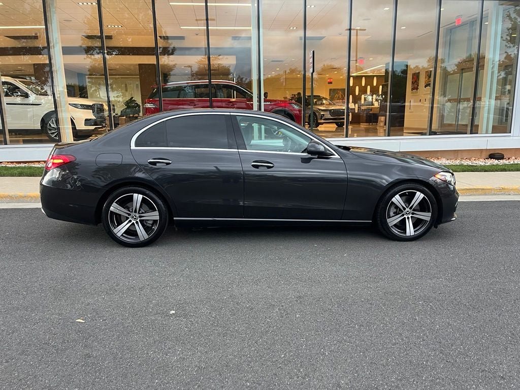 Used 2023 Mercedes-Benz C 300 Sedan image 10