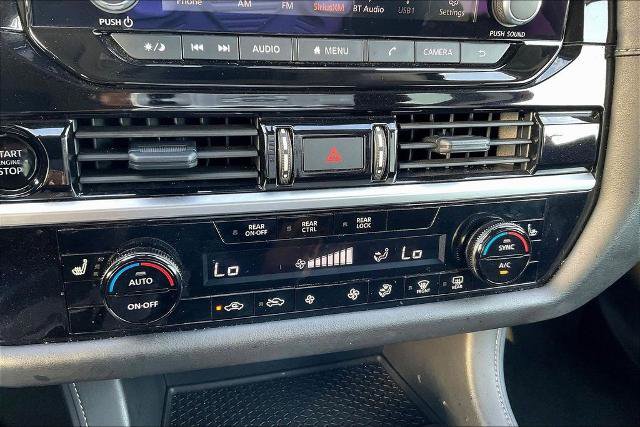 Used 2025 Nissan Pathfinder SV FWD image 15