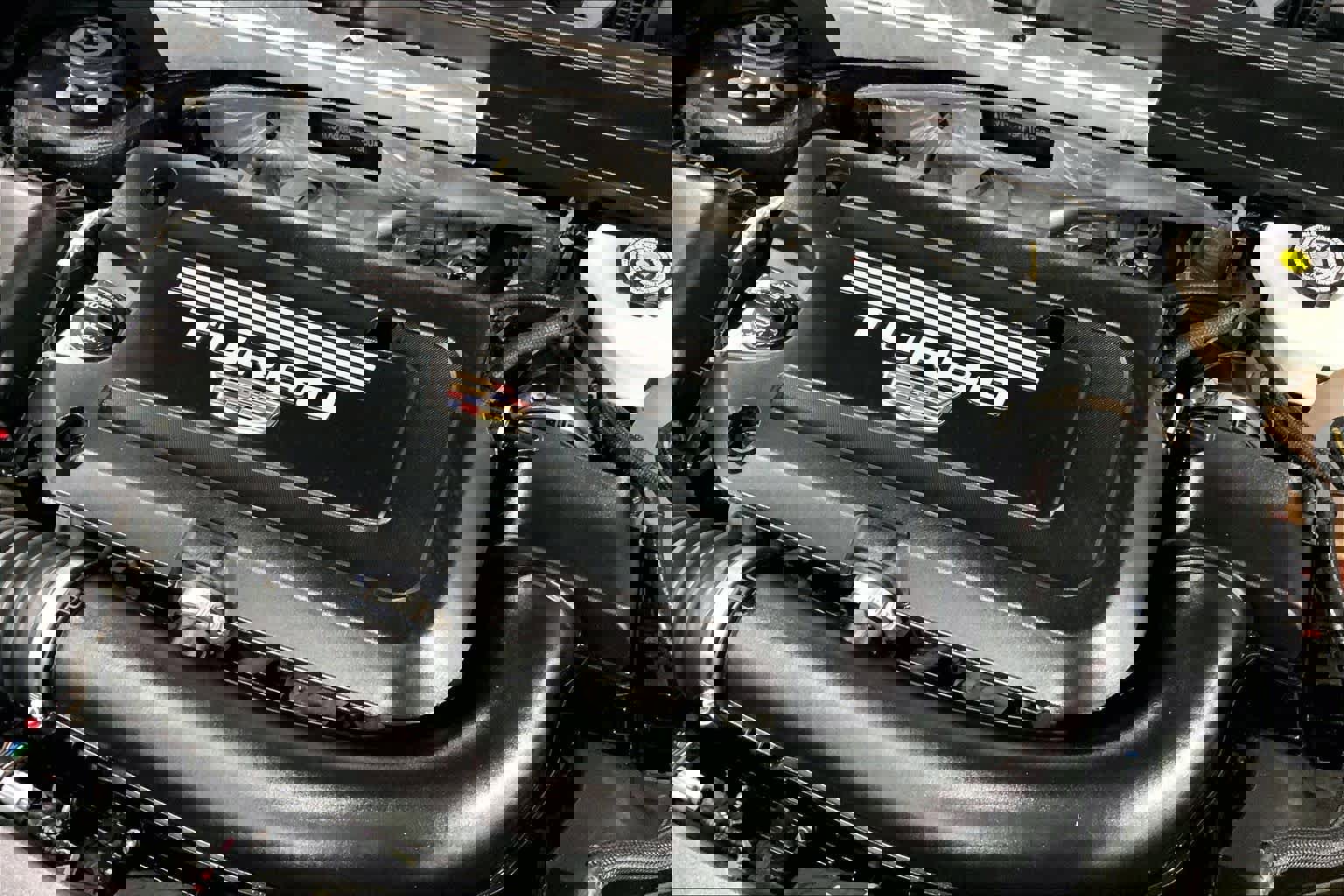 Used 2023 Cadillac XT4 Luxury w/ Cold Weather Package image 30