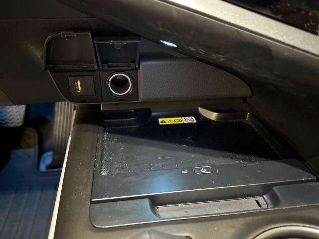 Used 2023 Toyota Camry XSE FWD image 29