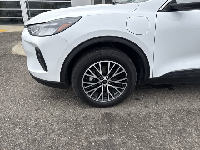 Certified 2023 Ford Escape SE FWD image 9