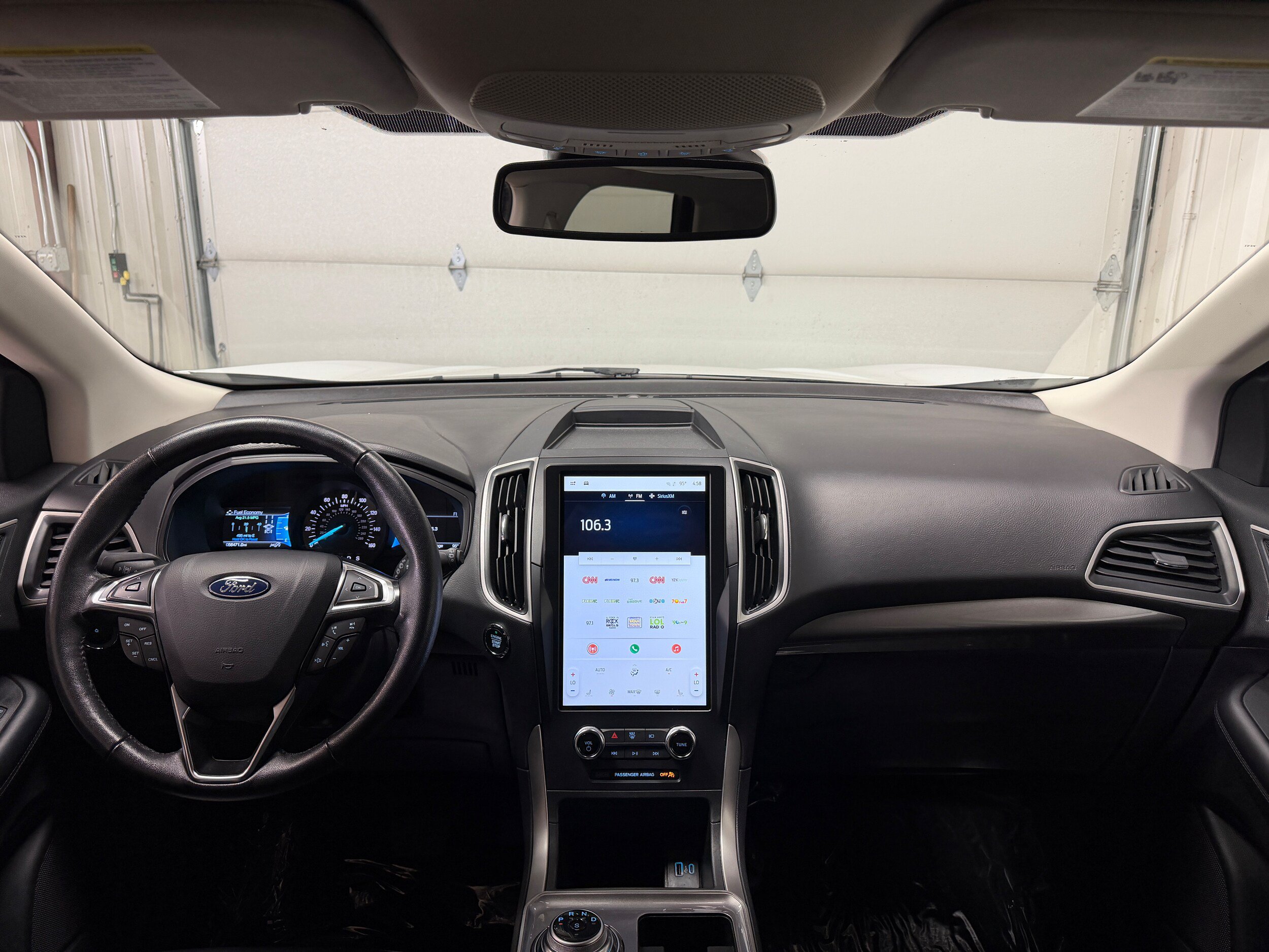 Certified 2024 Ford Edge SEL AWD/4WD image 3