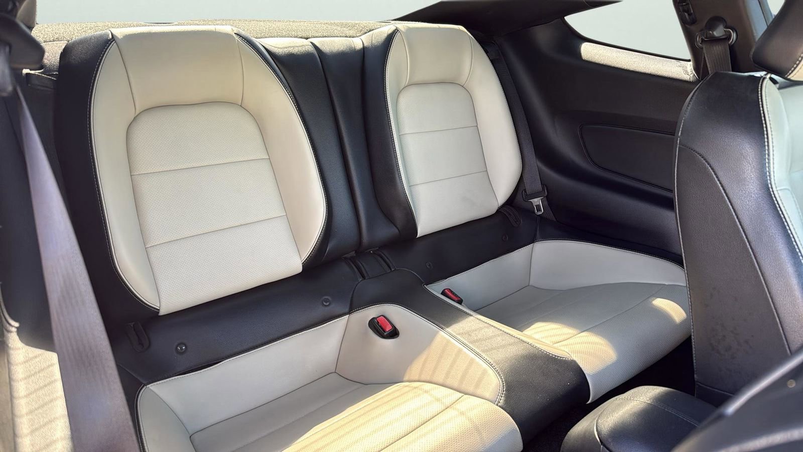 Certified 2017 Ford Mustang Premium w/ Pony Package image 27