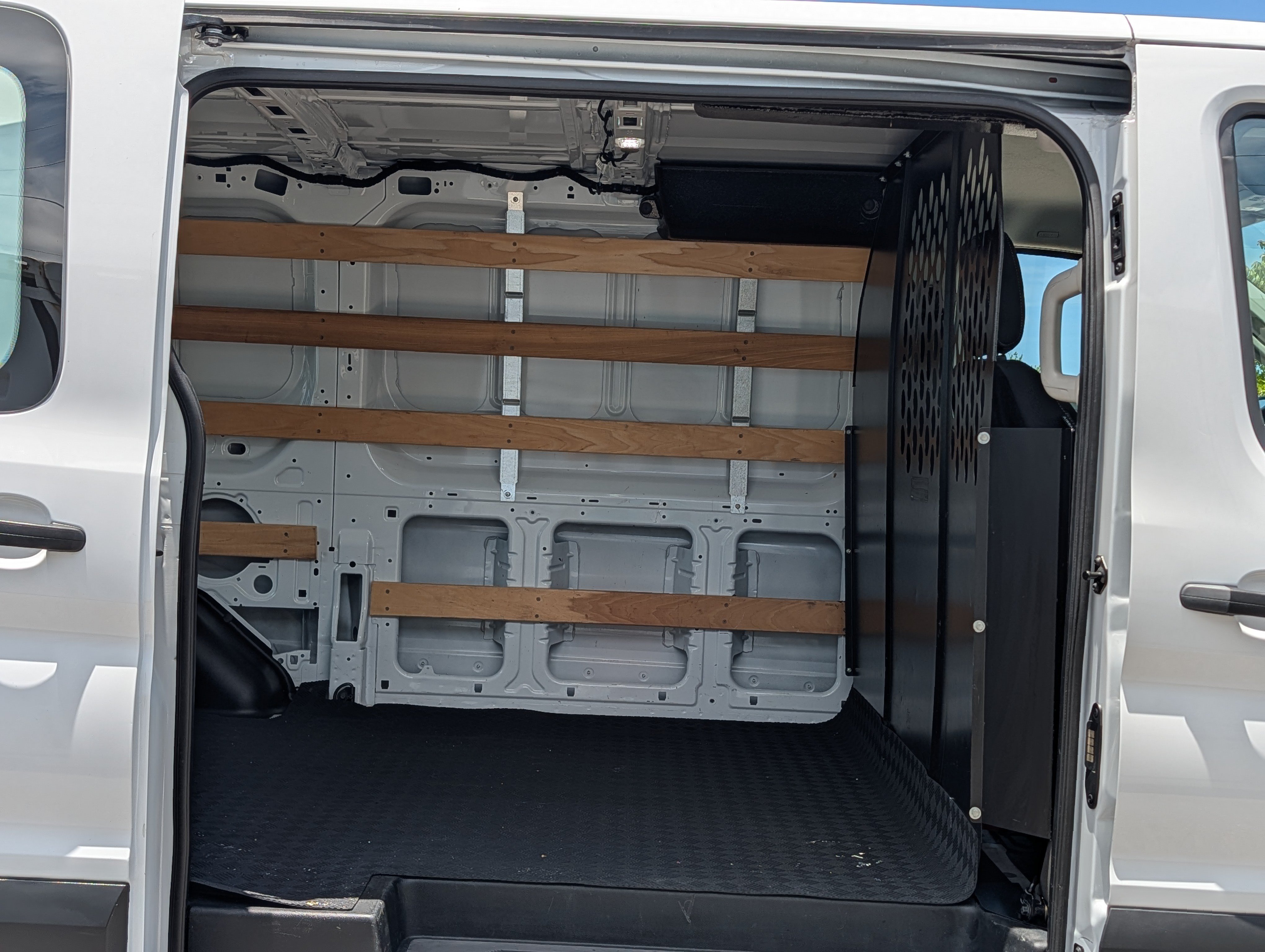 Certified 2025 Ford Transit 250 Low Roof w/ Exterior Upgrade Package RWD image 14