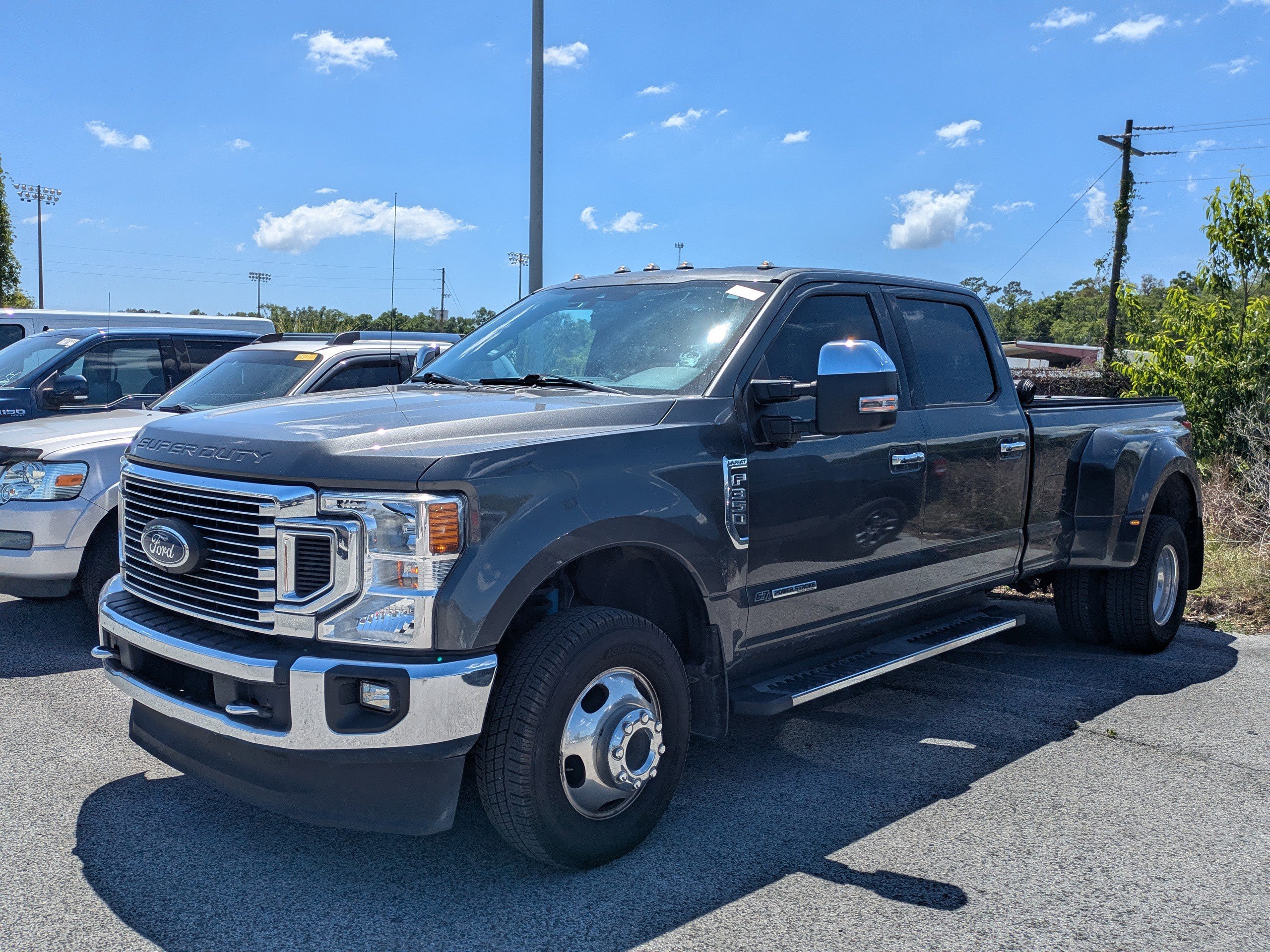 Certified 2020 Ford F350 Lariat w/ Lariat Ultimate Package AWD/4WD image 4