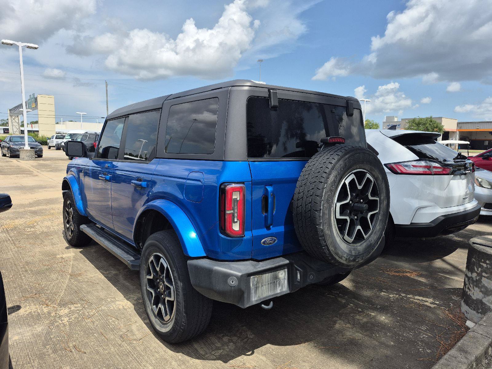 Certified 2023 Ford Bronco Outer Banks AWD/4WD image 13