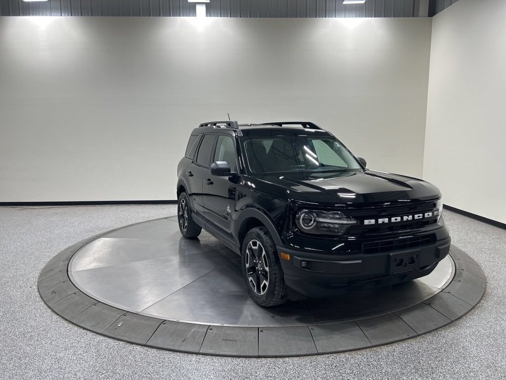 Certified 2023 Ford Bronco Sport Outer Banks w/ Tech Package AWD/4WD image 7
