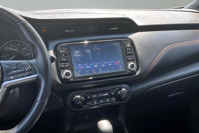 Used 2023 Nissan Kicks SR w/ SR Premium Package FWD image 6