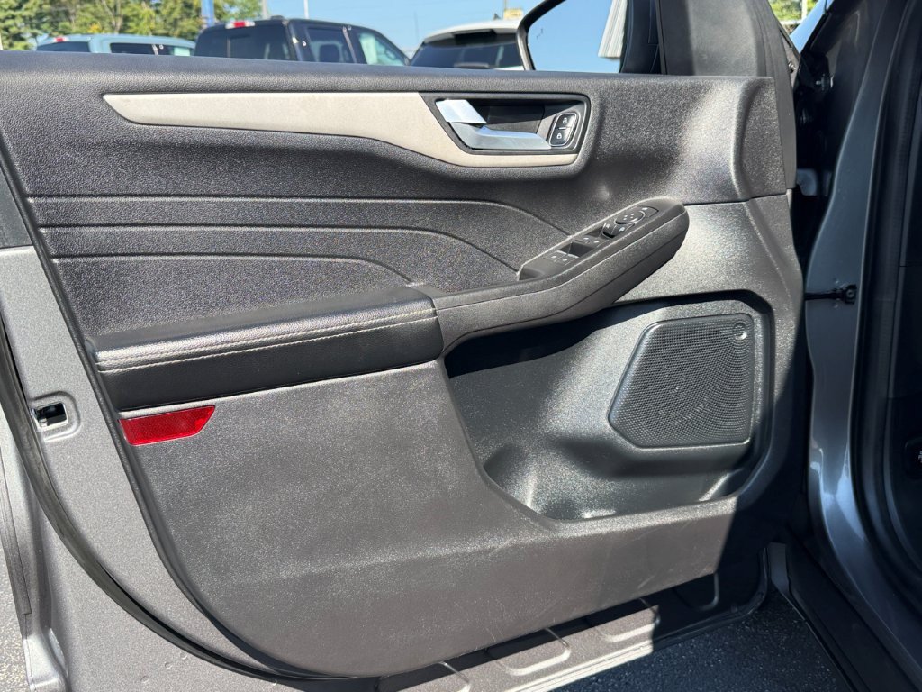 Certified 2021 Ford Escape SEL AWD/4WD image 10