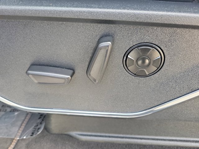 Certified 2024 Ford F350 Platinum w/ FX4 Off-Road Package image 24